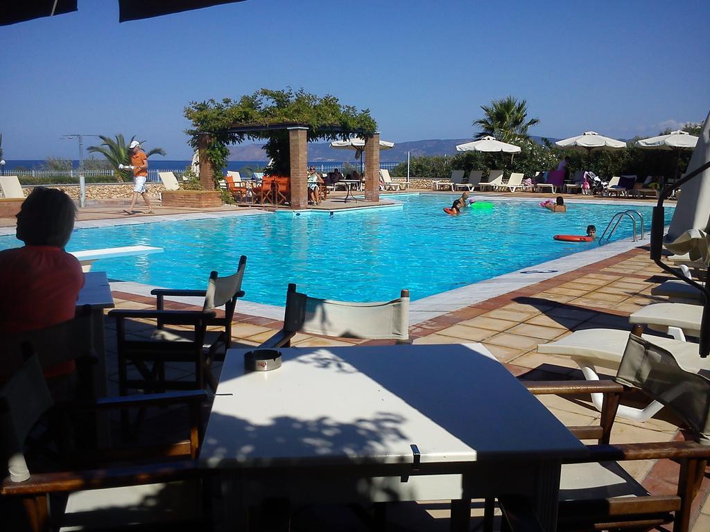 Panselinos Hotel Eftalou Extérieur photo