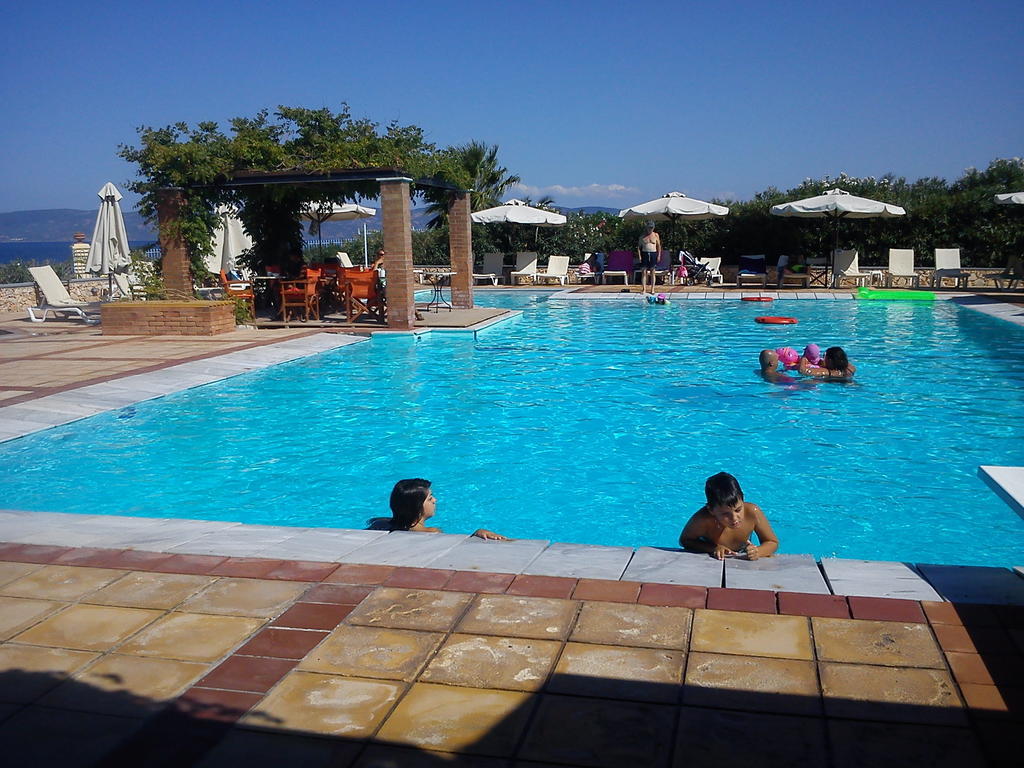 Panselinos Hotel Eftalou Extérieur photo